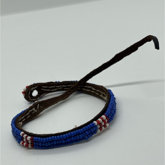 American flag beaded bracelet on leather - Picture 3 of 4